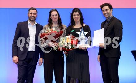 Nacht des Sports. Sportlergala.  Oliver Plieschnig (Brauunion), Katharina Lobnig, Magdalena Lobnig, (AUT), Martin Quendler (Kleine Zeitung). Villach, am 21.12.2024.
Foto: Kuess
www.qspictures.net
---
pressefotos, pressefotografie, kuess, qs, qspictures, sport, bild, bilder, bilddatenbank