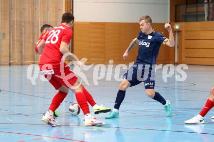 Futsal Bundesliga. Futsal Klagenfurt Versli.at gegen Stella Rossa. Irnes Skoric  (Klagenfurt), Robert Bencun (Stella Rossa). Viktring, am 4.1.2025.
Foto: Kuess
---
pressefotos, pressefotografie, kuess, qs, qspictures, sport, bild, bilder, bilddatenbank