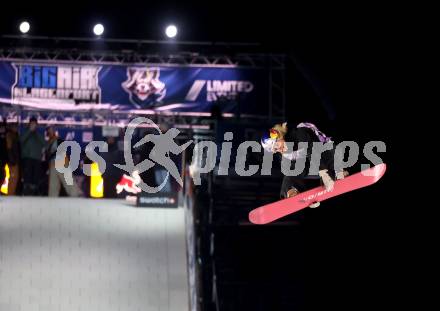 Freeski. Big Air. Anna Gasser (AUT). Klagenfurt, am 5.1.2025.
Foto: Kuess
---
pressefotos, pressefotografie, kuess, qs, qspictures, sport, bild, bilder, bilddatenbank