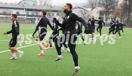 Fussball Bundesliga. Training SK Austria Klagenfurt. .Keanan Bennetts. Klagenfurt, am 7.1.2025.
Foto: Kuess
---
pressefotos, pressefotografie, kuess, qs, qspictures, sport, bild, bilder, bilddatenbank