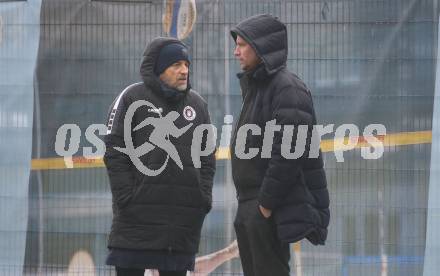 Fussball Bundesliga. Training SK Austria Klagenfurt. Guenther Gorenzel, Peer Jaekel. Klagenfurt, am 7.1.2025.
Foto: Kuess
---
pressefotos, pressefotografie, kuess, qs, qspictures, sport, bild, bilder, bilddatenbank