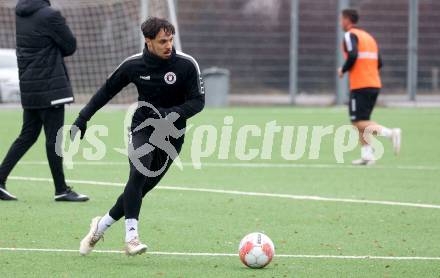 Fussball Bundesliga. Training SK Austria Klagenfurt. Simon Straudi. Klagenfurt, am 7.1.2025.
Foto: Kuess
---
pressefotos, pressefotografie, kuess, qs, qspictures, sport, bild, bilder, bilddatenbank