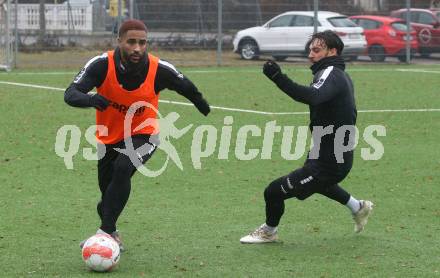 Fussball Bundesliga. Training SK Austria Klagenfurt. Keanan Bennetts, Simon Straudi. Klagenfurt, am 7.1.2025.
Foto: Kuess
---
pressefotos, pressefotografie, kuess, qs, qspictures, sport, bild, bilder, bilddatenbank