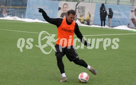 Fussball Bundesliga. Training SK Austria Klagenfurt. Christopher Wernitznig. Klagenfurt, am 7.1.2025.
Foto: Kuess
---
pressefotos, pressefotografie, kuess, qs, qspictures, sport, bild, bilder, bilddatenbank