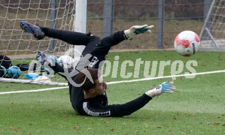 Fussball Bundesliga. Training SK Austria Klagenfurt. Simon Spari.. Klagenfurt, am 7.1.2025.
Foto: Kuess
---
pressefotos, pressefotografie, kuess, qs, qspictures, sport, bild, bilder, bilddatenbank