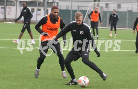 Fussball Bundesliga. Training SK Austria Klagenfurt. Keanan Bennetts, Christopher Cvetko. Klagenfurt, am 7.1.2025.
Foto: Kuess
---
pressefotos, pressefotografie, kuess, qs, qspictures, sport, bild, bilder, bilddatenbank