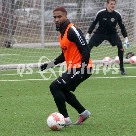 Fussball Bundesliga. Training SK Austria Klagenfurt. Keanan Bennetts. Klagenfurt, am 7.1.2025.
Foto: Kuess
---
pressefotos, pressefotografie, kuess, qs, qspictures, sport, bild, bilder, bilddatenbank