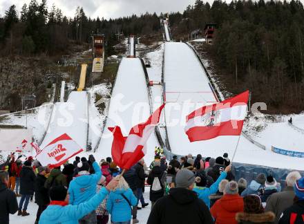 Schin Nordisch. Schispringen. Weltcup. Fans. Villach, Alpenarena, am 6.1.2025.
Foto: Kuess
---
pressefotos, pressefotografie, kuess, qs, qspictures, sport, bild, bilder, bilddatenbank