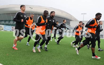 Fussball Bundesliga. Training SK Austria Klagenfurt. . Klagenfurt, am 7.1.2025.
Foto: Kuess
---
pressefotos, pressefotografie, kuess, qs, qspictures, sport, bild, bilder, bilddatenbank