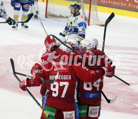 Eishockey ICE Bundesliga. KAC gegen VSV. Torjubel Simeon Schwinger, Maximilian Preiml, Fabian Hochegger (KAC). Klagenfurt, am 8.1.2024.
Foto: Kuess
---
pressefotos, pressefotografie, kuess, qs, qspictures, sport, bild, bilder, bilddatenbank