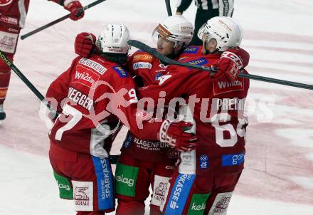 Eishockey ICE Bundesliga. KAC gegen VSV. Torjubel Simeon Schwinger, Maximilian Preiml, Fabian Hochegger (KAC). Klagenfurt, am 8.1.2024.
Foto: Kuess
---
pressefotos, pressefotografie, kuess, qs, qspictures, sport, bild, bilder, bilddatenbank