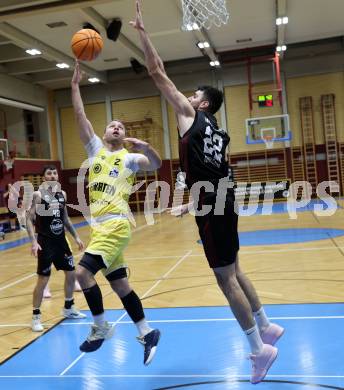 Basketball 2. Liga 2024/2025. Grunddurchgang 14. Runde.  Woerthersee Piraten gegen Mistelbach Mustangs.  Tim Huber  (Piraten),  Viktor Vasat  (Mistelbach Mustangs). Klagenfurt, am 11.1.2025.
Foto: Kuess


---
pressefotos, pressefotografie, kuess, qs, qspictures, sport, bild, bilder, bilddatenbank