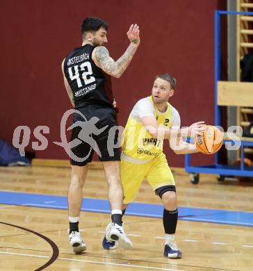 Basketball 2. Liga 2024/2025. Grunddurchgang 14. Runde.  Woerthersee Piraten gegen Mistelbach Mustangs.   Tim Huber (Piraten),   Zdenek Nehyba (Mistelbach Mustangs). Klagenfurt, am 11.1.2025.
Foto: Kuess


---
pressefotos, pressefotografie, kuess, qs, qspictures, sport, bild, bilder, bilddatenbank