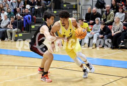 Basketball 2. Liga 2024/2025. Grunddurchgang 14. Runde.  Woerthersee Piraten gegen Mistelbach Mustangs.  Marcus Holyfield  (Piraten),  Lukas Schrittwieser  (Mistelbach Mustangs). Klagenfurt, am 11.1.2025.
Foto: Kuess


---
pressefotos, pressefotografie, kuess, qs, qspictures, sport, bild, bilder, bilddatenbank