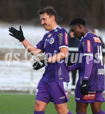 Fussball Bundesliga. Testspiel. SK Austria Klagenfurt gegen NK Brinje. Torjubel Christopher Wernitznig (Austria Klagenfurt). Moosburg, am 12.1.2025.
Foto: Kuess
---
pressefotos, pressefotografie, kuess, qs, qspictures, sport, bild, bilder, bilddatenbank