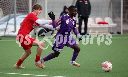 Fussball Bundesliga. Testspiel. SK Austria Klagenfurt gegen Sirnitz. Solomon Bonnah (Austria Klagenfurt). Klagenfurt, am 14,1.2025.
Foto: Kuess
---
pressefotos, pressefotografie, kuess, qs, qspictures, sport, bild, bilder, bilddatenbank