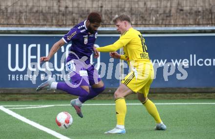 Fussball Bundesliga. Testspiel. SK Austria Klagenfurt gegen Lafnitz. Keanan Bennetts (Austria Klagenfurt), Florian Freissegger (Lafnitz). Klagenfurt, am 31,1.2025.
Foto: Kuess
---
pressefotos, pressefotografie, kuess, qs, qspictures, sport, bild, bilder, bilddatenbank