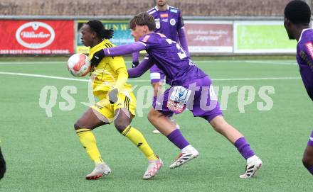 Fussball Bundesliga. Testspiel. SK Austria Klagenfurt gegen Lafnitz. Matteo Kitz (Austria Klagenfurt), Dylann Kam (Lafnitz). Klagenfurt, am 31,1.2025.
Foto: Kuess
---
pressefotos, pressefotografie, kuess, qs, qspictures, sport, bild, bilder, bilddatenbank