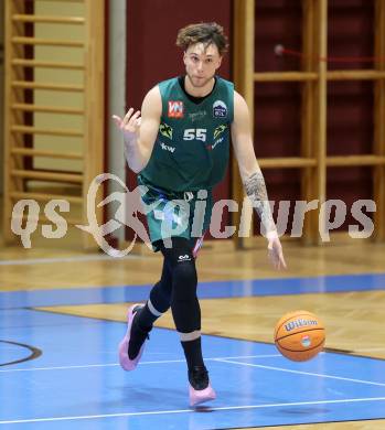 Basketball 2. Liga 2024/2025. Grunddurchgang 17. Runde.  KOS Celovec gegen Dornbirn Lions.    Berk Mehmed   (Dornbirn Lions). Klagenfurt, am 1.2.2025.
Foto: Kuess


---
pressefotos, pressefotografie, kuess, qs, qspictures, sport, bild, bilder, bilddatenbank