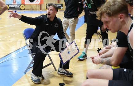 Basketball 2. Liga 2024/2025. Grunddurchgang 18. Runde.  Woerthersee Piraten gegen Union Deutsch Wagram Alligators.  Trainer Mark Laurencik  (Wagram Alligators). Klagenfurt, am 8.2.2025.
Foto: Kuess


---
pressefotos, pressefotografie, kuess, qs, qspictures, sport, bild, bilder, bilddatenbank