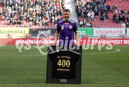 Fussball Bundesliga. SK Austria Klagenfurt gegen Red Bull Salzburg. Christopher Wernitznig (Austria Klagenfurt). BL-Legende. 400 Bundesligapiele.  . Klagenfurt, am 9.2.2025.
Foto: Kuess
www.qspictures.net
---
pressefotos, pressefotografie, kuess, qs, qspictures, sport, bild, bilder, bilddatenbank