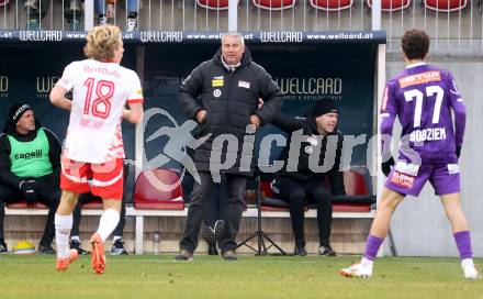 Fussball Bundesliga. SK Austria Klagenfurt gegen Red Bull Salzburg. Trainer Peter Pacult  (Austria Klagenfurt). Klagenfurt, am 9.2.2025.
Foto: Kuess
www.qspictures.net
---
pressefotos, pressefotografie, kuess, qs, qspictures, sport, bild, bilder, bilddatenbank