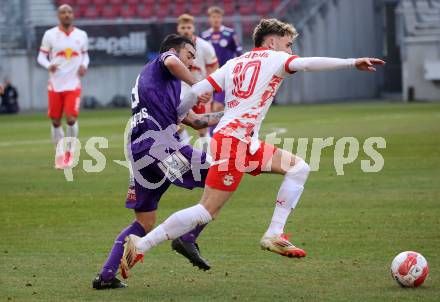 Fussball Bundesliga. SK Austria Klagenfurt gegen Red Bull Salzburg. Kosmas Gkezos ( Austria Klagenfurt), Bobby-Lamont Clark (Salzburg). Klagenfurt, am 9.2.2025.
Foto: Kuess
www.qspictures.net
---
pressefotos, pressefotografie, kuess, qs, qspictures, sport, bild, bilder, bilddatenbank