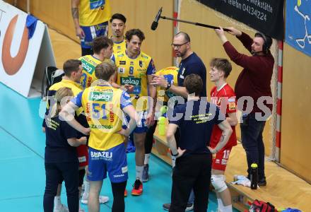 Volleyball. Cupfinale. SK Aich/Dob gegen Hypo Tirol Volleyballteam.  Trainer Lucio Antonio Ora (Aich/Dob). Bleiburg, 16.2.2025.
Foto: Kuess
---
pressefotos, pressefotografie, kuess, qs, qspictures, sport, bild, bilder, bilddatenbank