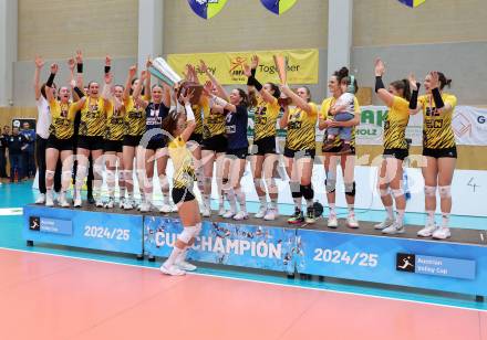 Volleyball. Cupfinale.  Jubel (VB NOE Sokol/Post). Bleiburg, 16.2.2025.
Foto: Kuess
---
pressefotos, pressefotografie, kuess, qs, qspictures, sport, bild, bilder, bilddatenbank