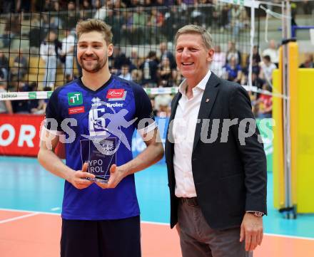 Volleyball. Cupfinale. SK Aich/Dob gegen Hypo Tirol Volleyballteam.  Niklas Kronthaler (Tirol), Gernot Leitner. Bleiburg, 16.2.2025.
Foto: Kuess
---
pressefotos, pressefotografie, kuess, qs, qspictures, sport, bild, bilder, bilddatenbank