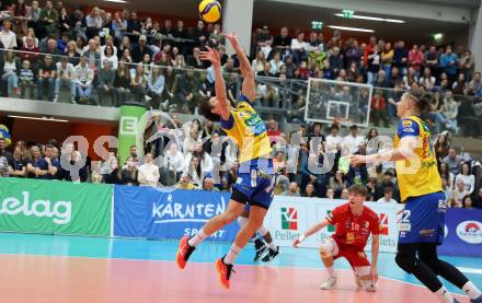 Volleyball. Cupfinale. SK Aich/Dob gegen Hypo Tirol Volleyballteam.  Henrique Adami  (Aich/Dob). Bleiburg, 16.2.2025.
Foto: Kuess
---
pressefotos, pressefotografie, kuess, qs, qspictures, sport, bild, bilder, bilddatenbank