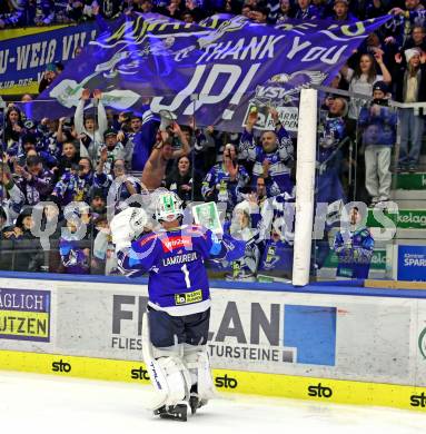 Eishockey ICE Bundesliga. VSV gegen Asiago.  Jean Philippe Lamoureux, Fans (VSV). Villach, am 21.2..2025
Foto: Kuess
---
pressefotos, pressefotografie, kuess, qs, qspictures, sport, bild, bilder, bilddatenbank