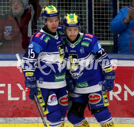 Eishockey ICE Bundesliga. VSV gegen Asiago. Torjubel Mark Katic, John Hughes (VSV).  Villach, am 21.2..2025
Foto: Kuess
---
pressefotos, pressefotografie, kuess, qs, qspictures, sport, bild, bilder, bilddatenbank