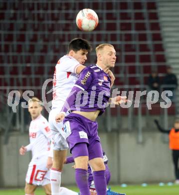 Fussball Bundesliga. SK Austria Klagenfurt gegen GAK. Florian Jaritz  (Klagenfurt), Milos Jovicic  (GAK). Klagenfurt, am 22.2.2025.
Foto: Kuess
---
pressefotos, pressefotografie, kuess, qs, qspictures, sport, bild, bilder, bilddatenbank