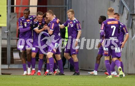 Fussball Bundesliga. SK Austria Klagenfurt gegen GAK. Torjubel Dikeni Salifou, Christopher Wernitznig, Ben Bobzien, Martin Hinteregger, Christopher Cvetko (Klagenfurt),. Klagenfurt, am 22.2.2025.
Foto: Kuess
---
pressefotos, pressefotografie, kuess, qs, qspictures, sport, bild, bilder, bilddatenbank