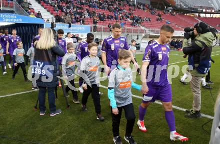 Fussball Bundesliga. SK Austria Klagenfurt gegen GAK. Tobias Koch, Christopher Wernitznig (Klagenfurt). Klagenfurt, am 22.2.2025.
Foto: Kuess
---
pressefotos, pressefotografie, kuess, qs, qspictures, sport, bild, bilder, bilddatenbank