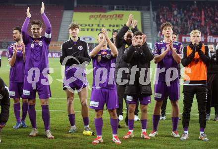 Fussball Bundesliga. SK Austria Klagenfurt gegen GAK. Jubel Thorsten Mahrer, Jannik Robatsch, Tobias Koch, Ben Bobzien, Matteo Kitz, Jonas Kuehn  (Klagenfurt).  Klagenfurt, am 22.2.2025.
Foto: Kuess
---
pressefotos, pressefotografie, kuess, qs, qspictures, sport, bild, bilder, bilddatenbank