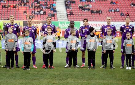 Fussball Bundesliga. SK Austria Klagenfurt gegen GAK.  Christopher Cvetko, Tobias Koch, Christopher Wernitznig, Solomon Bonnah, Ben Bobzien, Florian Jaritz, Martin Hinteregger   (Klagenfurt). Klagenfurt, am 22.2.2025.
Foto: Kuess
---
pressefotos, pressefotografie, kuess, qs, qspictures, sport, bild, bilder, bilddatenbank