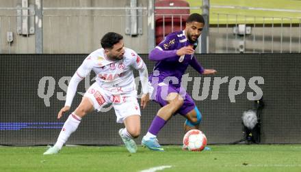 Fussball Bundesliga. SK Austria Klagenfurt gegen GAK.  Keanan Bennetts  (Klagenfurt), Jacob Michael Italiano (GAK). Klagenfurt, am 22.2.2025.
Foto: Kuess
---
pressefotos, pressefotografie, kuess, qs, qspictures, sport, bild, bilder, bilddatenbank