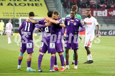 Fussball Bundesliga. SK Austria Klagenfurt gegen GAK. Jubel Kosmas Gkezos, Christopher Wernitznig  (Klagenfurt).  Klagenfurt, am 22.2.2025.
Foto: Kuess
---
pressefotos, pressefotografie, kuess, qs, qspictures, sport, bild, bilder, bilddatenbank