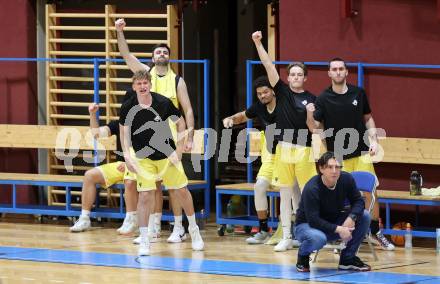 Basketball 2. Liga 2024/2025. Playoffs. F2.   Woerthersee Piraten gegen Mistelbach Mustangs   Jubel Piraten. Klagenfurt, am 1.5.2025.
Foto: Kuess


---
pressefotos, pressefotografie, kuess, qs, qspictures, sport, bild, bilder, bilddatenbank