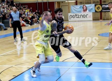Basketball 2. Liga 2024/2025. Playoffs. F2.   Woerthersee Piraten gegen Mistelbach Mustangs   Tim Huber (Piraten), Zdenek Nehyba  (Mistelbach). Klagenfurt, am 1.5.2025.
Foto: Kuess


---
pressefotos, pressefotografie, kuess, qs, qspictures, sport, bild, bilder, bilddatenbank