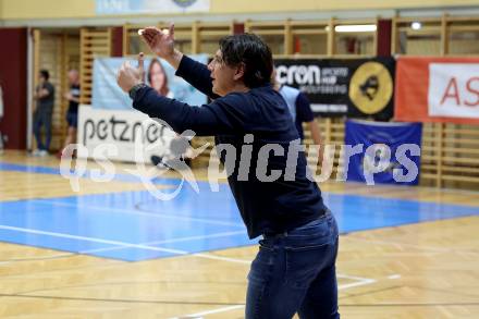 Basketball 2. Liga 2024/2025. Playoffs. F2.   Woerthersee Piraten gegen Mistelbach Mustangs   Trainer Andreas Kuttnig (Piraten),   Klagenfurt, am 1.5.2025.
Foto: Kuess


---
pressefotos, pressefotografie, kuess, qs, qspictures, sport, bild, bilder, bilddatenbank