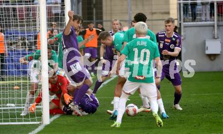FFussball Bundesliga. SK Austria Klagenfurt gegen WSG Tirol. Thorsten Mahrer, Nicolas Binder, (Austria Klagenfurt),  Adam Stejskal, Bror Blume  (Tirol). Klagenfurt, am 10.5.2025.
Foto: Kuess
www.qspictures.net
---
pressefotos, pressefotografie, kuess, qs, qspictures, sport, bild, bilder, bilddatenbank