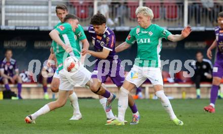 FFussball Bundesliga. SK Austria Klagenfurt gegen WSG Tirol. Ben Bobzien,  (Austria Klagenfurt),  David Jaunegg, Bror Blume (Tirol). Klagenfurt, am 10.5.2025.
Foto: Kuess
www.qspictures.net
---
pressefotos, pressefotografie, kuess, qs, qspictures, sport, bild, bilder, bilddatenbank