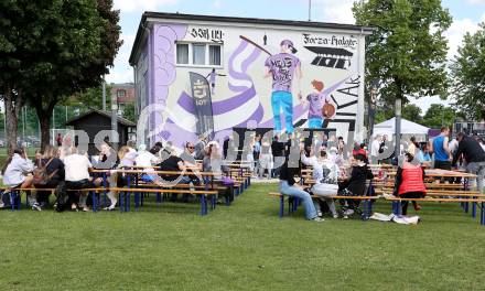 Fussball Bundesliga. SK Austria Klagenfurt gegen WSG Tirol. Rahmenprogramm, Autogrammstunde Martin Hinteregger. Klagenfurt, am 10.5.2025.
Foto: Kuess
www.qspictures.net
---
pressefotos, pressefotografie, kuess, qs, qspictures, sport, bild, bilder, bilddatenbank