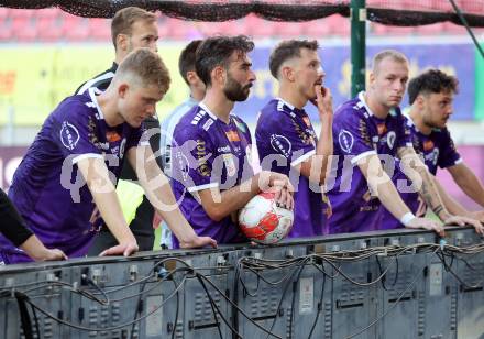 FFussball Bundesliga. SK Austria Klagenfurt gegen WSG Tirol. Nicolas Binder, Kosmas Gkezos, Christopher Wernitznig, Florian Jaritz, Simon Straudi (Austria Klagenfurt),  Klagenfurt, am 10.5.2025.
Foto: Kuess
www.qspictures.net
---
pressefotos, pressefotografie, kuess, qs, qspictures, sport, bild, bilder, bilddatenbank