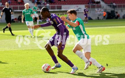 Fussball Bundesliga. SK Austria Klagenfurt gegen WSG Tirol. Dikeni Salifou (SK Austria Klagenfurt). Valentino Mueller (Tirol). Klagenfurt, am 10.5.2025.
Foto: Kuess
www.qspictures.net
---
pressefotos, pressefotografie, kuess, qs, qspictures, sport, bild, bilder, bilddatenbank