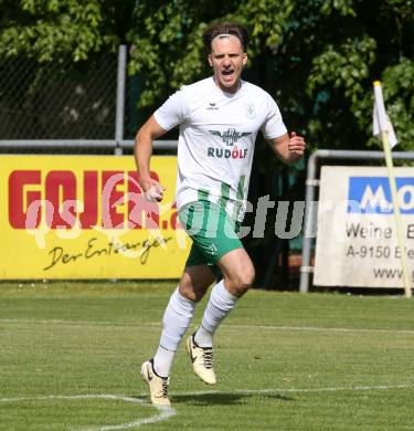 Fussball Kaerntner Liga. Bleiburg gegen Voelkermarkt.  Torjubel  Oliver Kuester (Voelkermarkt). Bleiburg, am 17.5.2025.
Foto: Kuess
---
pressefotos, pressefotografie, kuess, qs, qspictures, sport, bild, bilder, bilddatenbank