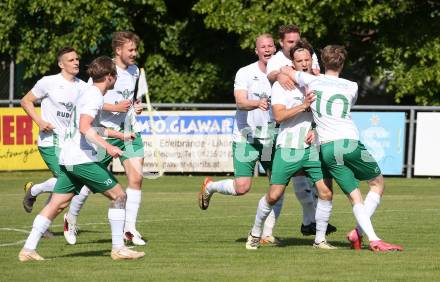 Fussball Kaerntner Liga. Bleiburg gegen Voelkermarkt.  Torjubel Oliver Kuester  (Voelkermarkt). Bleiburg, am 17.5.2025.
Foto: Kuess
---
pressefotos, pressefotografie, kuess, qs, qspictures, sport, bild, bilder, bilddatenbank